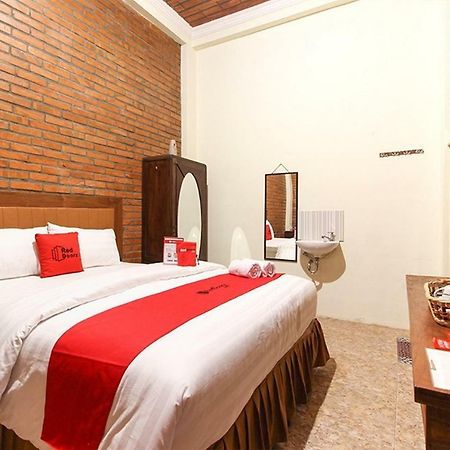 Reddoorz Near Amikom Yogyakarta 2 Maguwo Εξωτερικό φωτογραφία